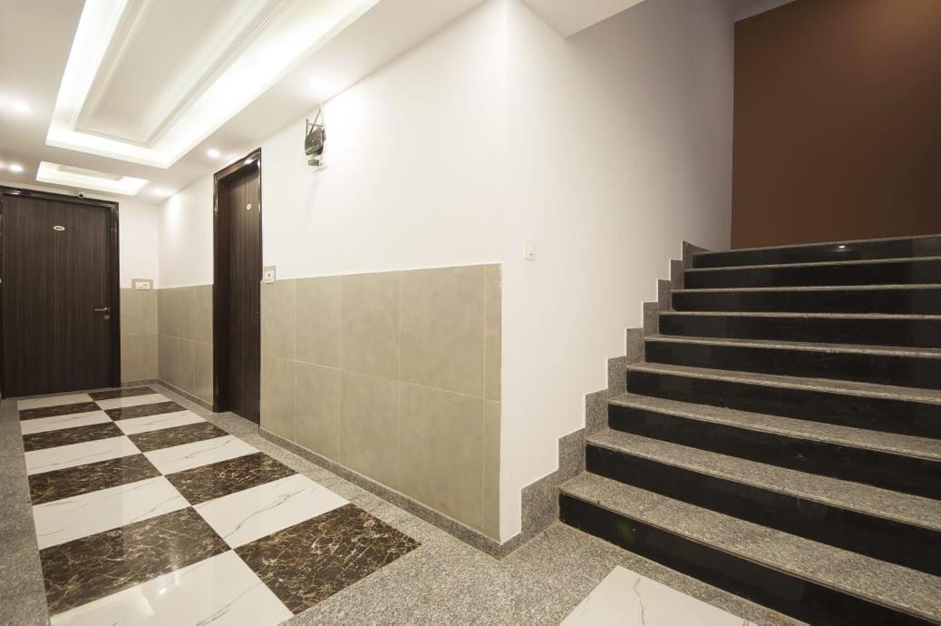 Hotel Almora Near Delhi Airport ニューデリー エクステリア 写真