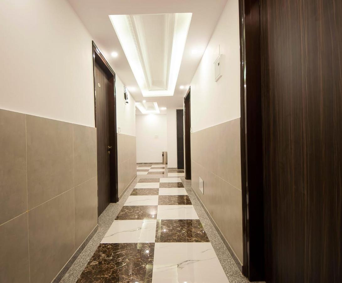 Hotel Almora Near Delhi Airport ニューデリー エクステリア 写真